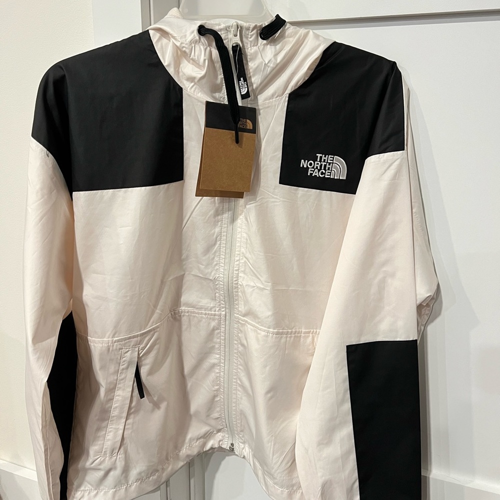 The North Face wind breaker/rain jacket